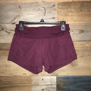 Lululemon 4” shorts SIZE 4